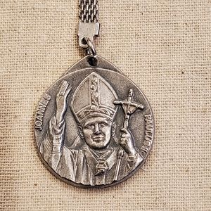 Vintage Vatican Pope John Paul II Keepsake Keychain, From Rome, Silver Tone,